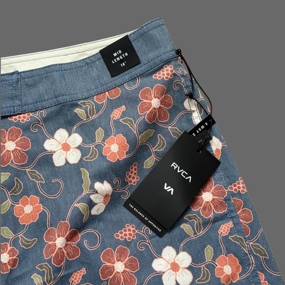 RVCA Men's Fixed Waist 18" Boardshort Altas Trunk Multicolor Floral Size 38 NWT - Picture 3 of 8